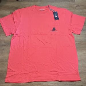 Men’s Vineyard Vines T-shirt